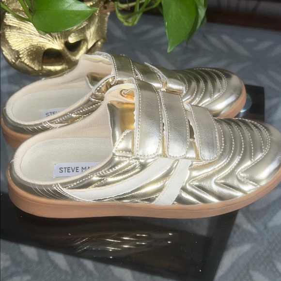 Steve Madden
Women’s Magik Sneaker Mule - Picture 6 of 11